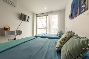 Vitri Cartagena Beachfront