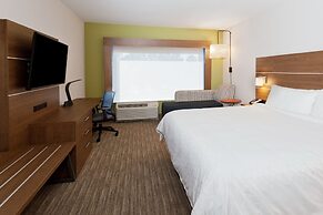 Holiday Inn Express & Suites Fayetteville by IHG