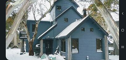 SNOWED INN apartment