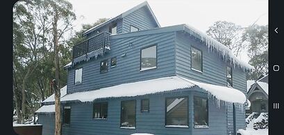 SNOWED INN apartment