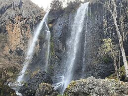 SNOWED INN apartment