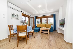 Luxury Apartments Iva