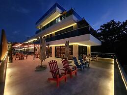 Camino Palmero Coveñas