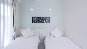 Kariyushi Condominium Resort Naha Sky Living Hotel Asahibashiekimae