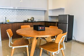 Homey and Warm 3BR Apartment at Ambassade Residences