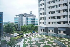 Elegant Studio Apartment at Nifarro Park