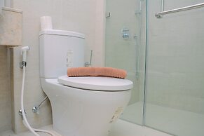 Best Price Studio Apartment at Gold Coast