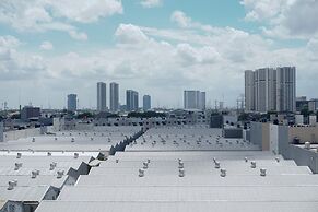 Fully Furnished 1BR Apartment at Vittoria Residence