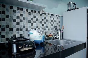 Fully Furnished 1BR Apartment at Vittoria Residence