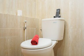 Fully Furnished Studio at Green Park View Apartment