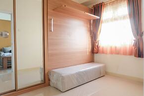 Fully Furnished and Comfortable 2BR Green Pramuka Apartment