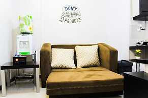 Stylish and Posh 1BR Gading Nias Apartment