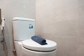 Cozy and Tranquil Studio Menteng Park Apartment