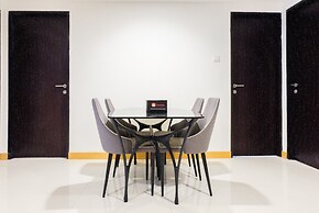 Big Size with City View @ 3BR Lexington Apartment