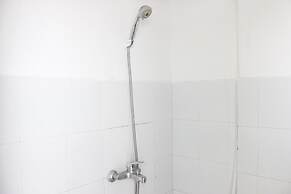 Minimalist 3BR Gateway Cicadas Ahmad Yani Apartment