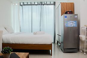 Comfy and Warm Studio Grand Kamala Lagoon Apartment