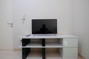 Pool View 2BR Apartment @ Springlake Summarecon