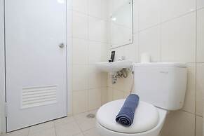 Pool View 2BR Apartment @ Springlake Summarecon