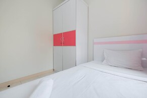 Pool View 2BR Apartment @ Springlake Summarecon