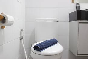 Comfy & Artsy Studio at Beverly Dago Apartment