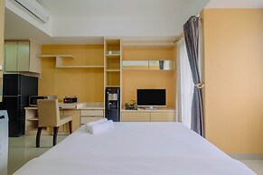 Minimalist Studio at The Oasis Apartment near Waterboom Cikarang