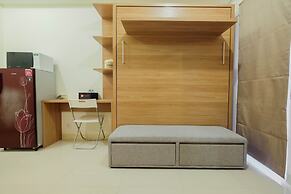 Modern Studio Apartment 26th on Top of Green Pramuka Mall