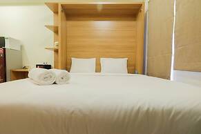 Modern Studio Apartment 26th on Top of Green Pramuka Mall
