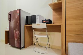 Modern Studio Apartment 27th on Top of Green Pramuka Mall