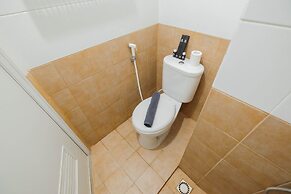 Modern Studio Apartment 27th on Top of Green Pramuka Mall