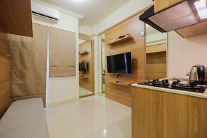 Modern Studio Apartment 27th on Top of Green Pramuka Mall
