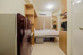 Modern Studio Apartment 27th on Top of Green Pramuka Mall