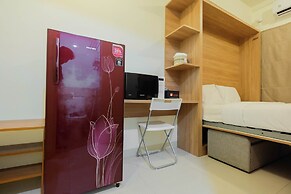 Modern Studio Apartment 27th on Top of Green Pramuka Mall