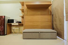 Modern Studio Apartment 27th on Top of Green Pramuka Mall