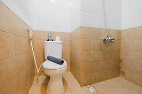 Modern Studio Apartment 27th on Top of Green Pramuka Mall
