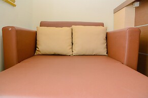 Fully Furnished and Cozy 2BR at Green Pramuka City Apartment