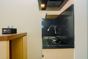 Fully Furnished and Cozy 2BR at Green Pramuka City Apartment