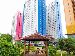 Comfy 2BR Apartment at Green Pramuka City