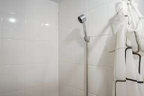 Cozy 2BR for 3 Pax Green Pramuka Apartment