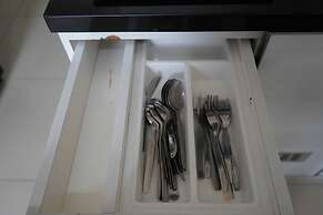 Cozy 2BR for 3 Pax Green Pramuka Apartment