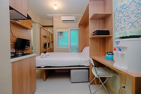 New Modern Studio Apartment at Green Pramuka City