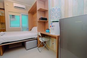 New Modern Studio Apartment at Green Pramuka City