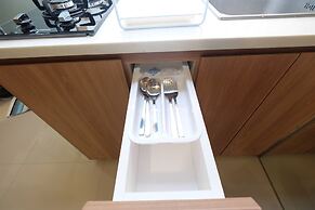 New Modern Studio Apartment at Green Pramuka City