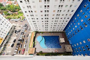 Cozy Stay 2BR @ Green Pramuka Apartment