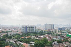 Cozy Studio Green Pramuka Apartment next to Mall