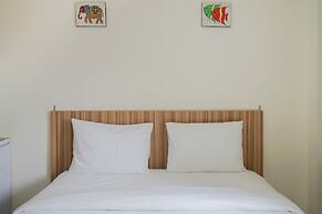 Cozy Studio Green Pramuka Apartment next to Mall