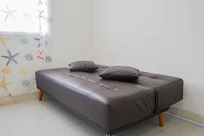 Comfortable 2BR Apartment at Green Pramuka near Mall