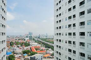 Comfortable 2BR Apartment at Green Pramuka near Mall