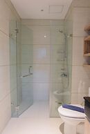 Modern Look 1BR at Brooklyn Alam Sutera Apartment