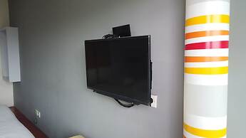 Unique Studio Galeri Ciumbuleuit Apartment near Dago