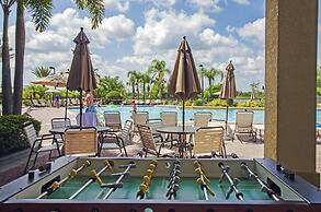 Exquisite and Airy 3BD Town Home in Vista Cay With CDC Cleaning Standa